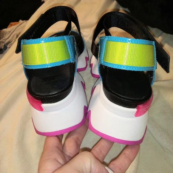 FINAL PRICE Sorel Kinetic Platform Sandals Size 9 - Picture 4 of 9
